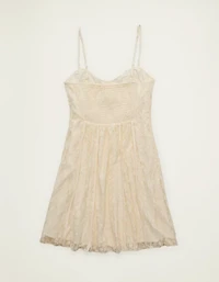 Minirobe en dentelle à encolure cœur AE