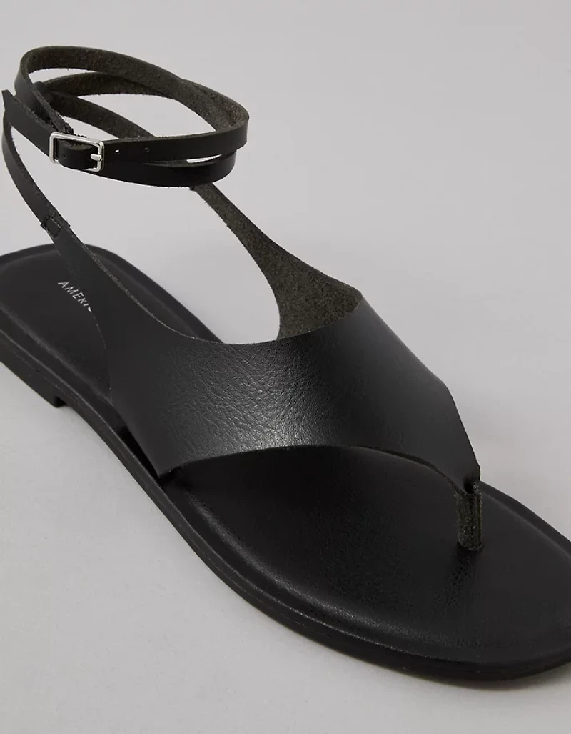 AE Hooded Thong Sandal
