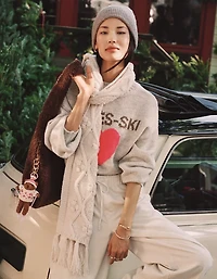 Écharpe en tricot torsadé AE