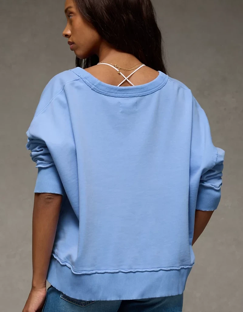 AE Big Hug V-Neck Sweatshirt