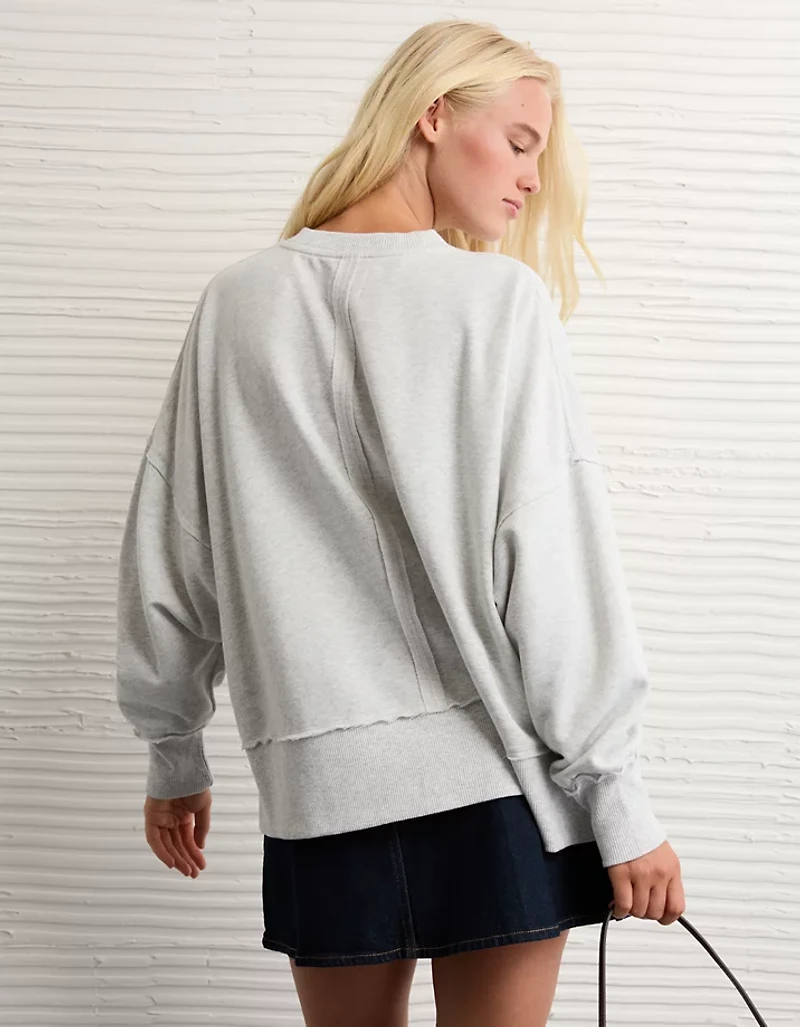 AE Big Hug Graphic Sweatshirt