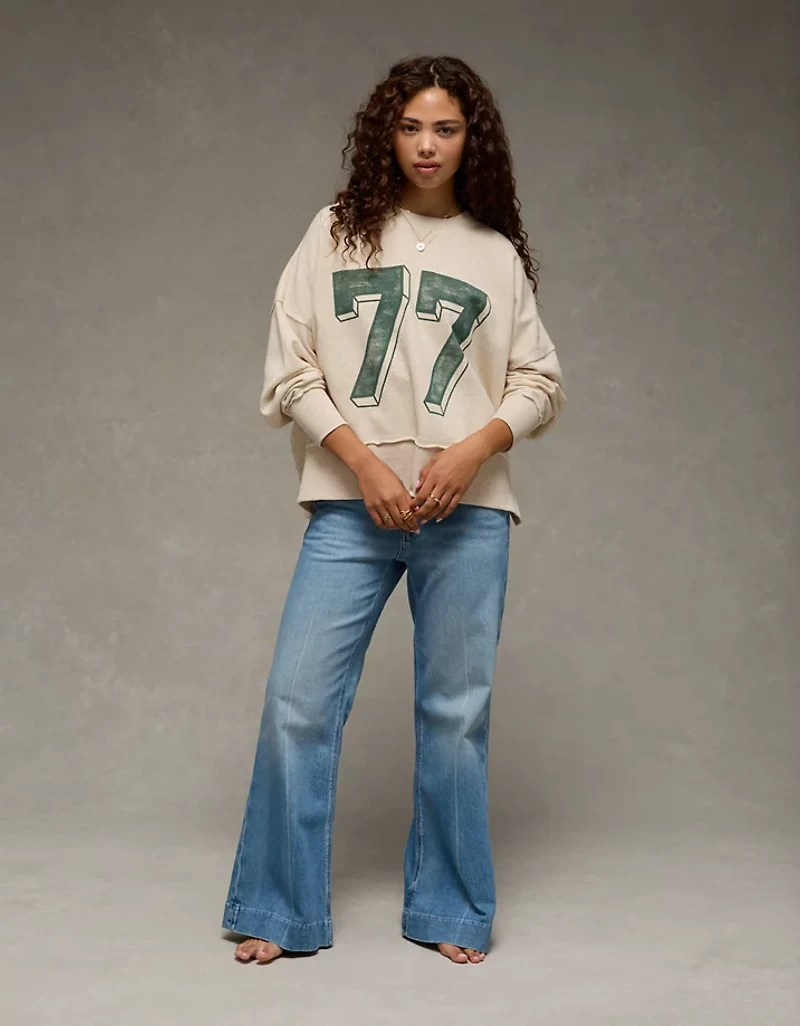 AE Big Hug Graphic Sweatshirt