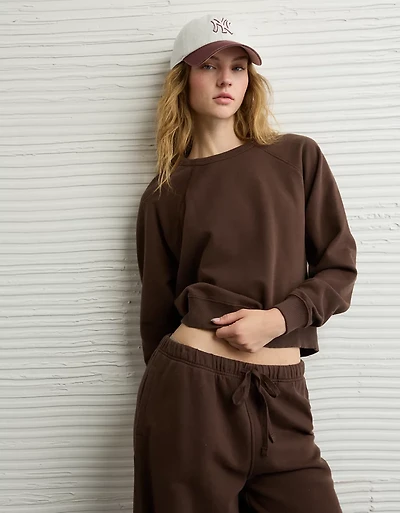 AE Cropped Raglan Sweatshirt