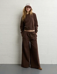 AE Cropped Raglan Sweatshirt