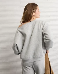 Chandail en molleton à décolleté épaule dénudée Luxe de tous les jours AE