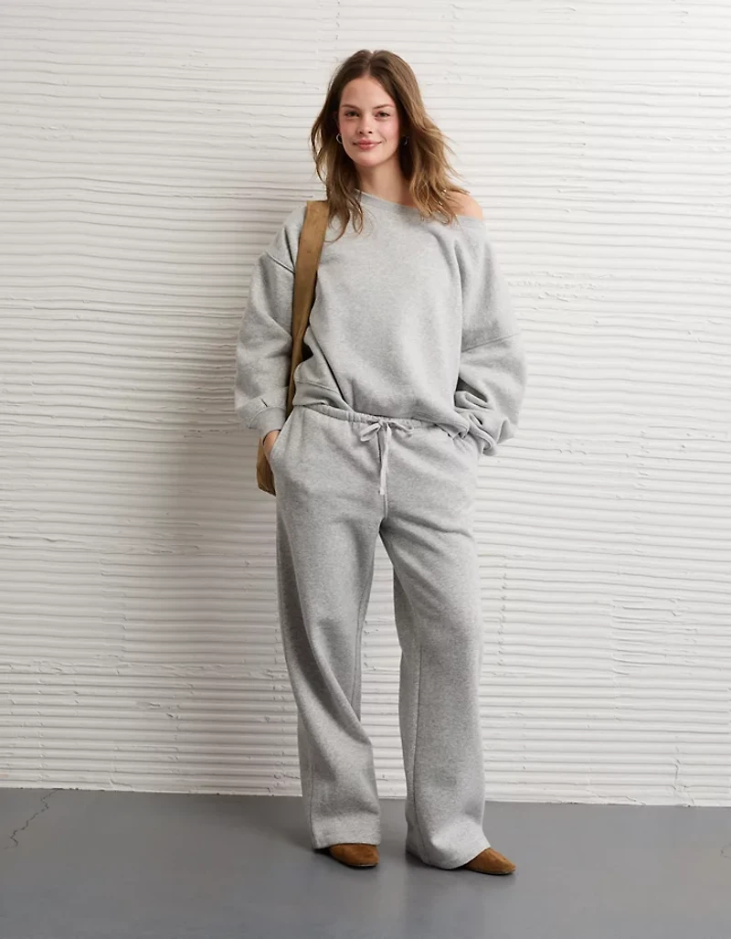 Chandail en molleton à décolleté épaule dénudée Luxe de tous les jours AE