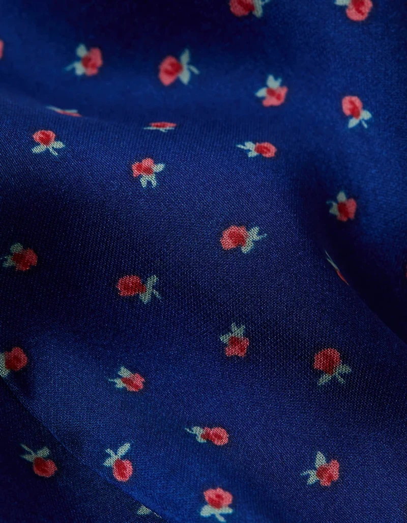 Combishort de détente en dentelle satinée AE