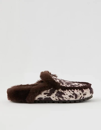 Aerie Contrast Stitch Slippers