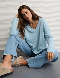 AE Long Sleeve Plush V-Neck Top