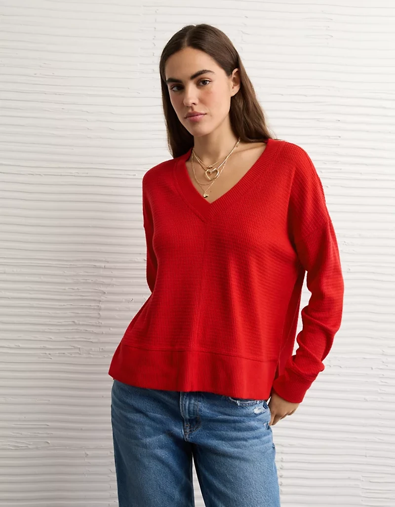 Haut pelucheux à encolure en V et manches longues AE