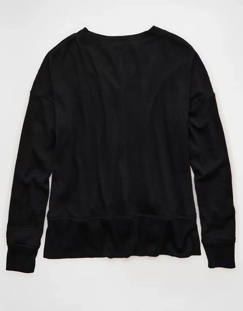 AE Long Sleeve V-Neck Plush T-Shirt