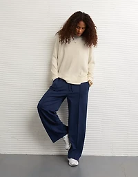 Haut à col rond pelucheux manches longues AE