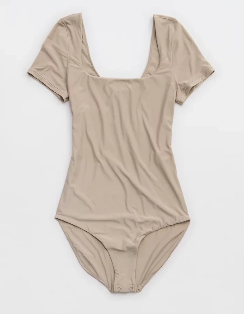 SMOOTHEZ Short Sleeve Square Neck Bodysuit