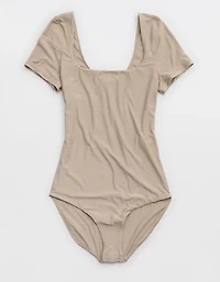 SMOOTHEZ Short Sleeve Square Neck Bodysuit