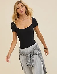 SMOOTHEZ Short Sleeve Square Neck Bodysuit