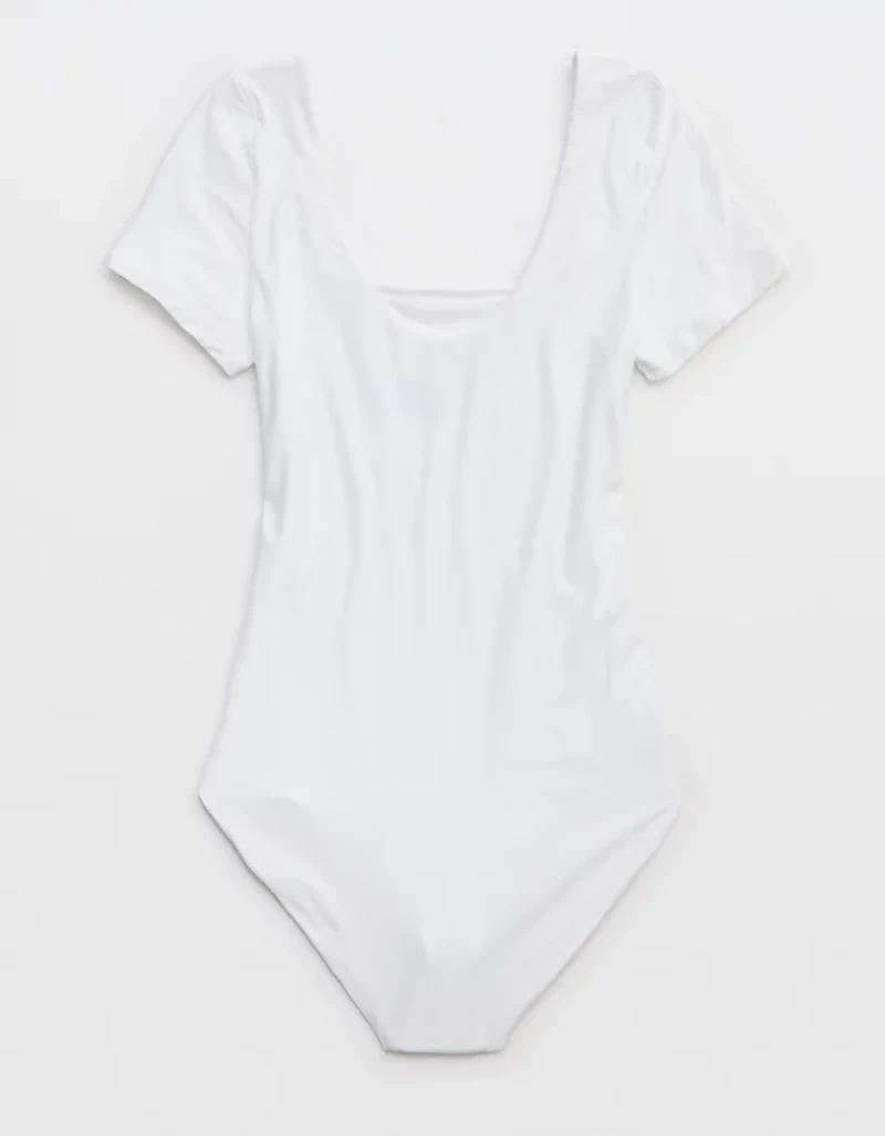 SMOOTHEZ Short Sleeve Square Neck Bodysuit