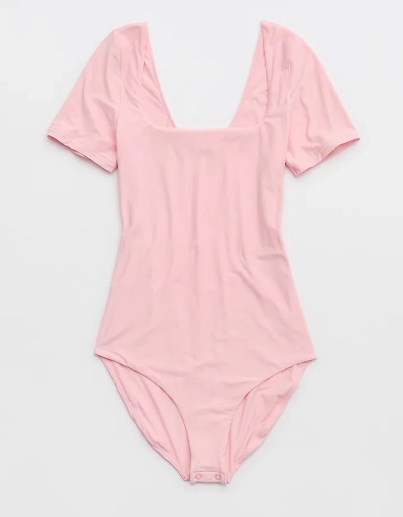 SMOOTHEZ Short Sleeve Square Neck Bodysuit