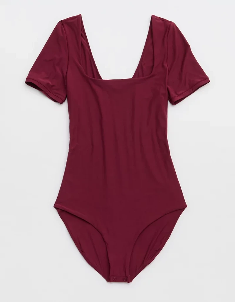 SMOOTHEZ Short Sleeve Square Neck Bodysuit