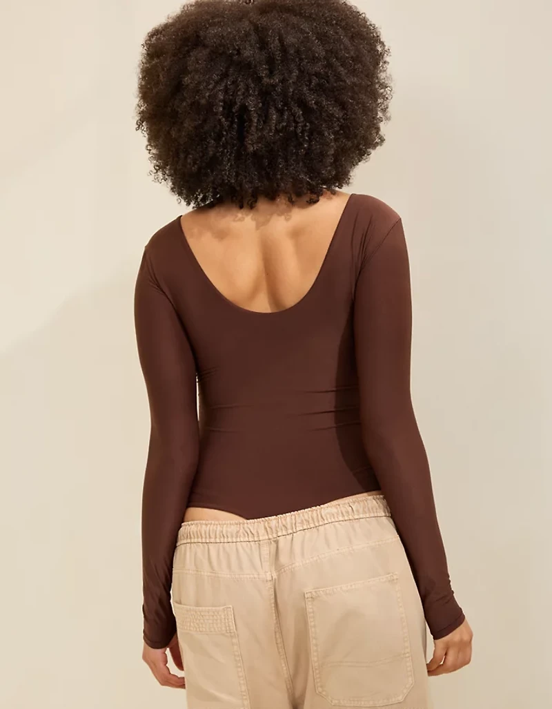SMOOTHEZ Long Sleeve Plunge Bodysuit