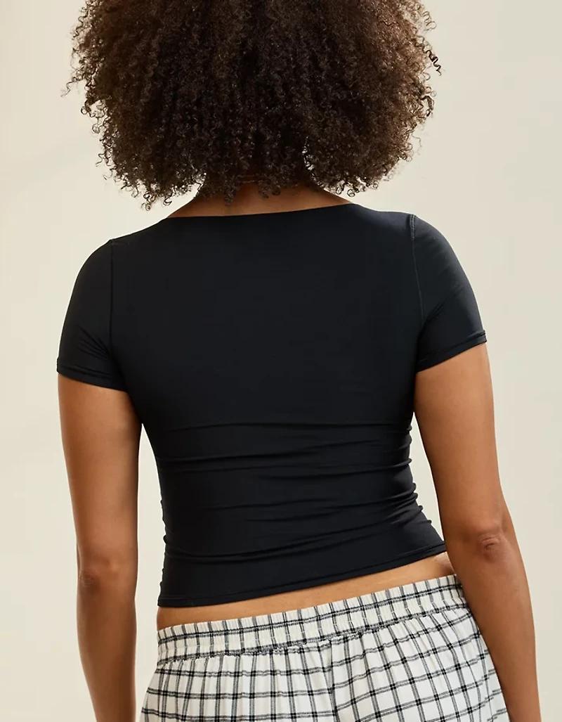 SMOOTHEZ Short Sleeve Scoop T-Shirt