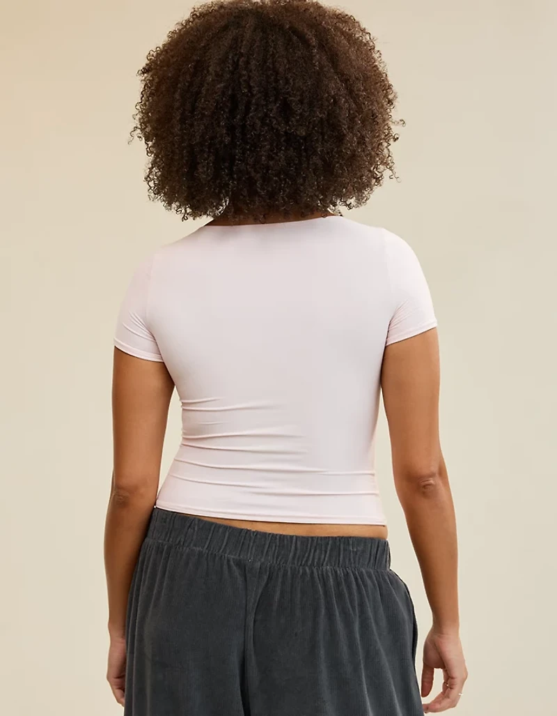 SMOOTHEZ Short Sleeve Scoop T-Shirt