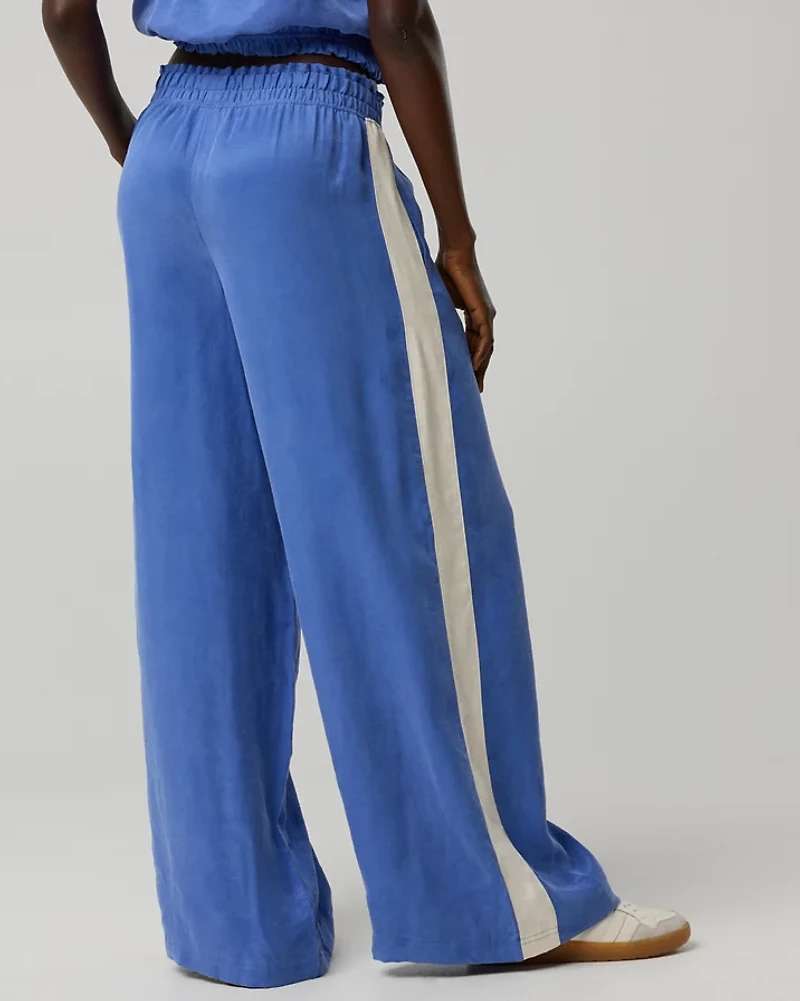 OFFLINE By Aerie You're So Smooth Super Wide Leg Trouser