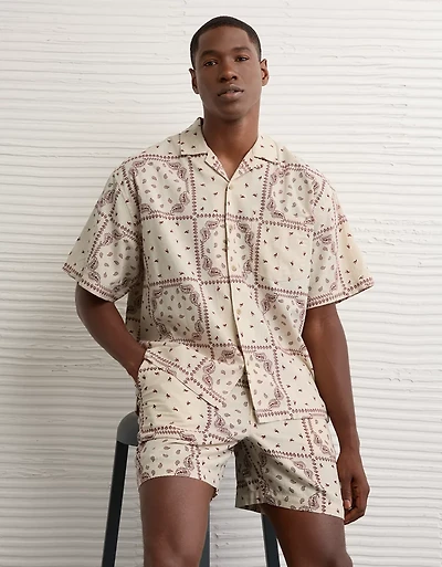 Chemise à de bord la piscine AE