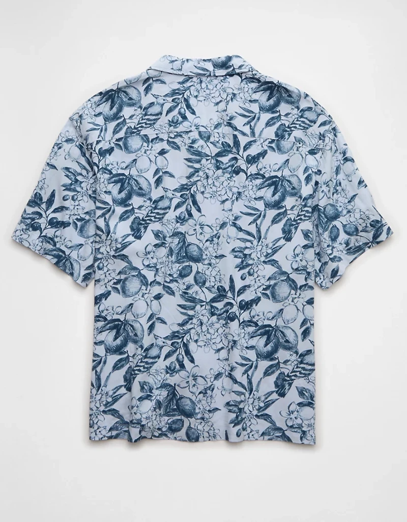 Chemise à bord de la piscine AE