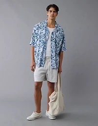 Chemise à bord de la piscine AE