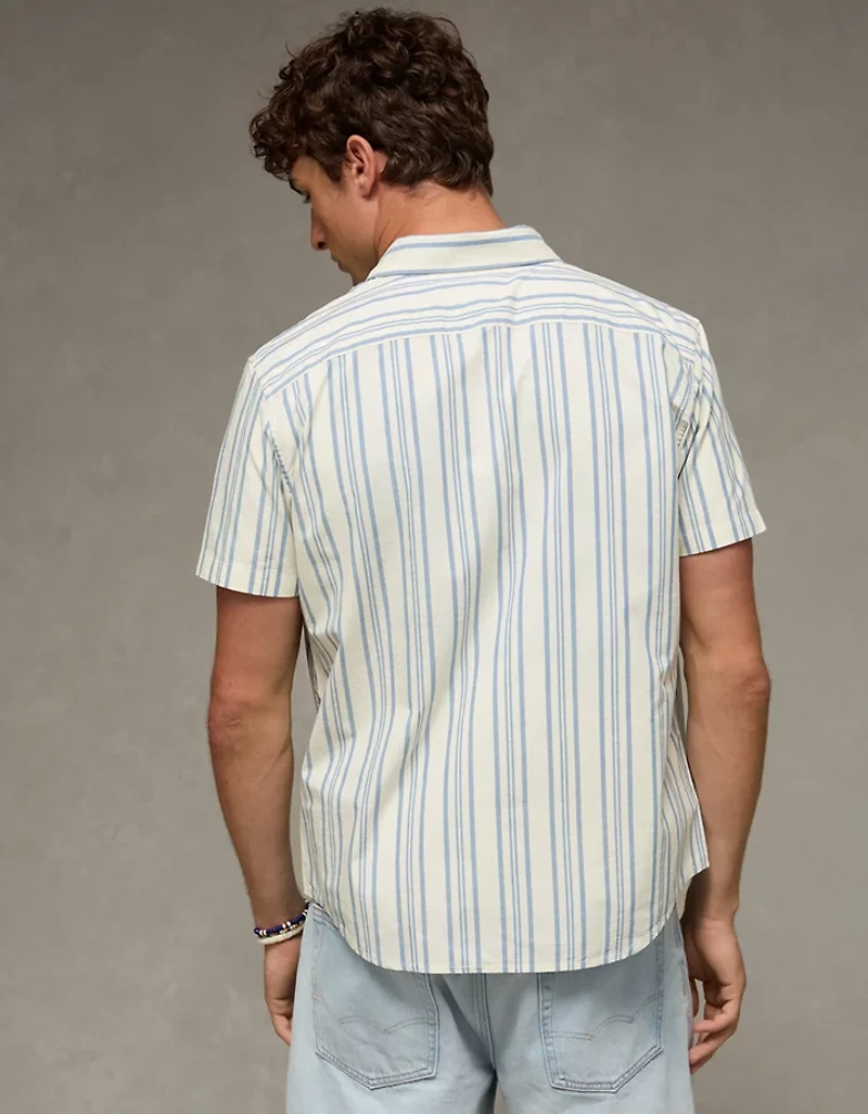 Chemise boutonnée de coupe ajustée en popeline AE