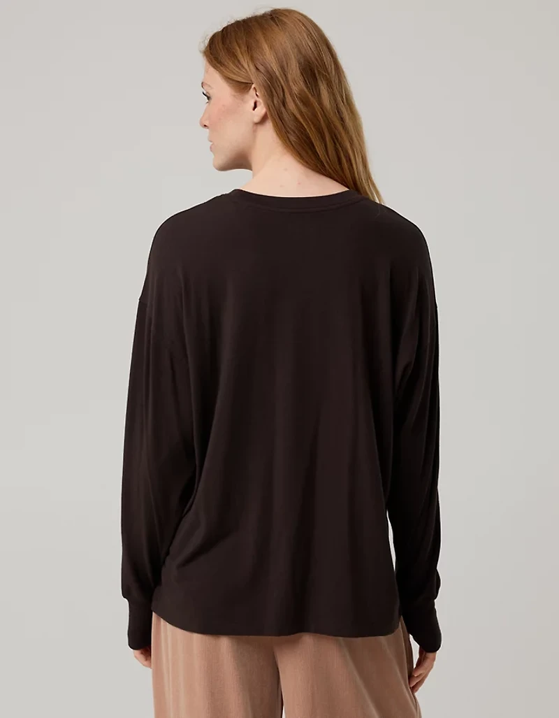 OFFLINE By Aerie Let's Stretch Long Sleeve Boyfriend T-Shirt