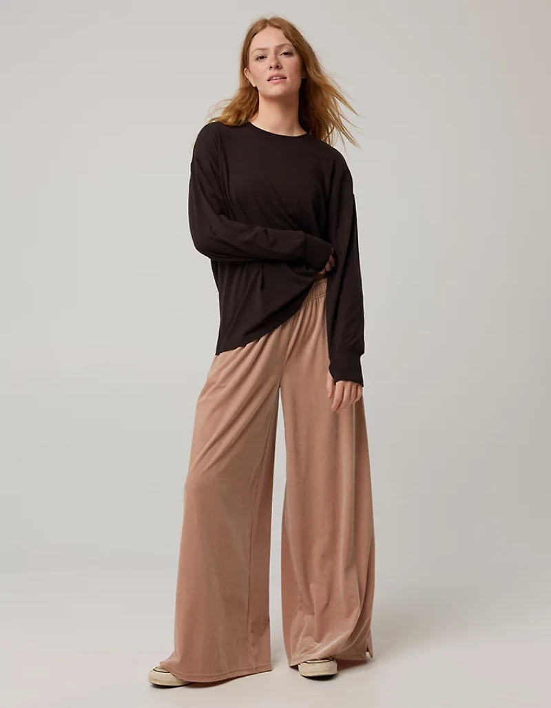 OFFLINE By Aerie Let's Stretch Long Sleeve Boyfriend T-Shirt