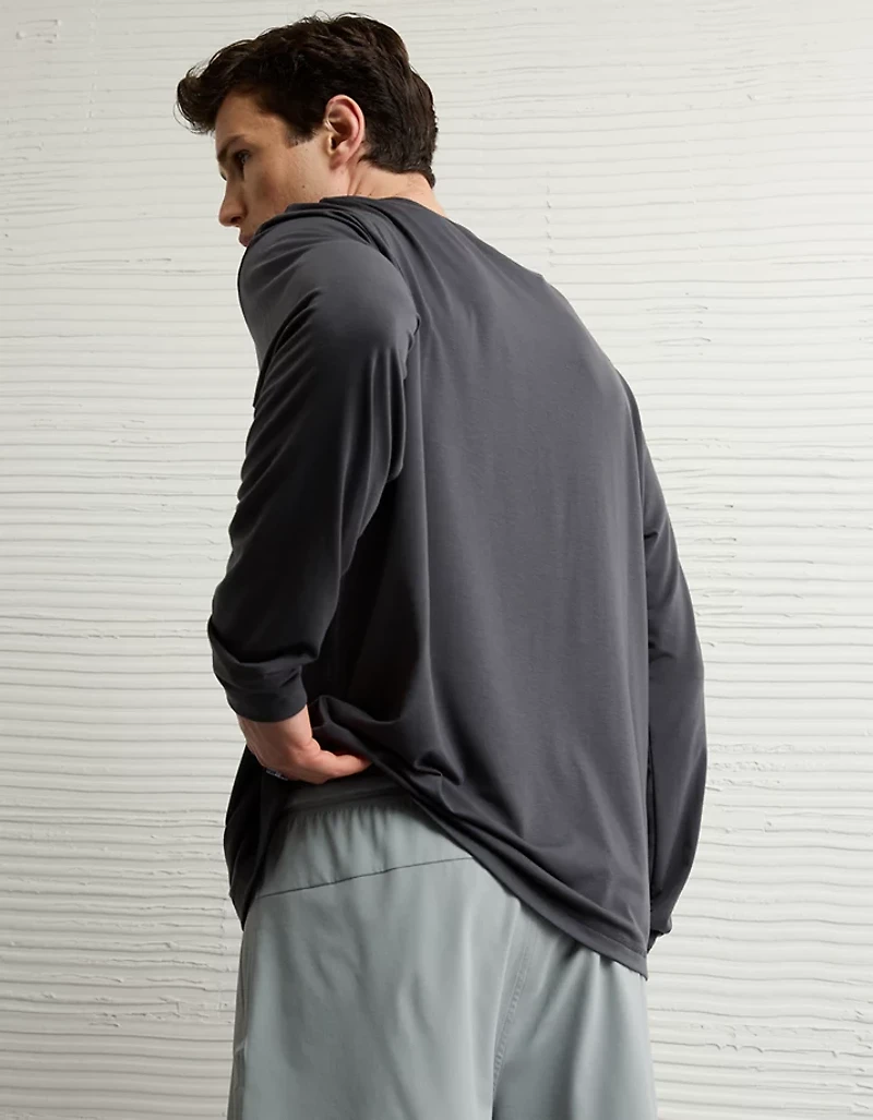 AE 24/7 Long-Sleeve Training T-Shirt