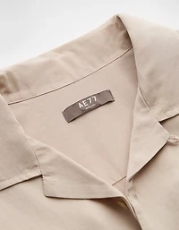 AE77 Premium Relaxed Short-Sleeve Button-Up Shirt