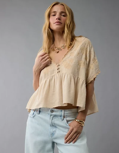 Blouse brodée à encolure en V AE
