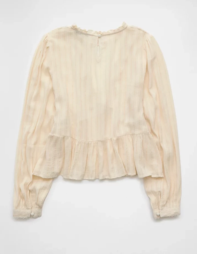 Blouse avec dentelle à encolure haute AE