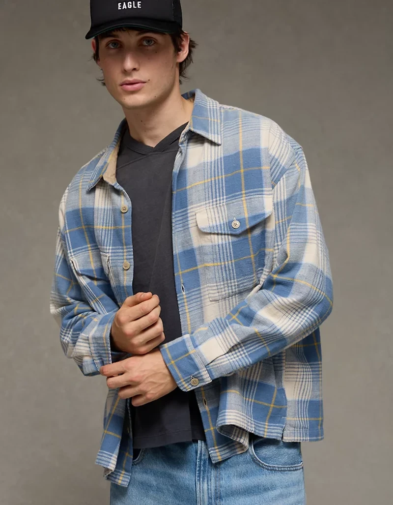 T-shirt droit à encolure en V et manches longues AE