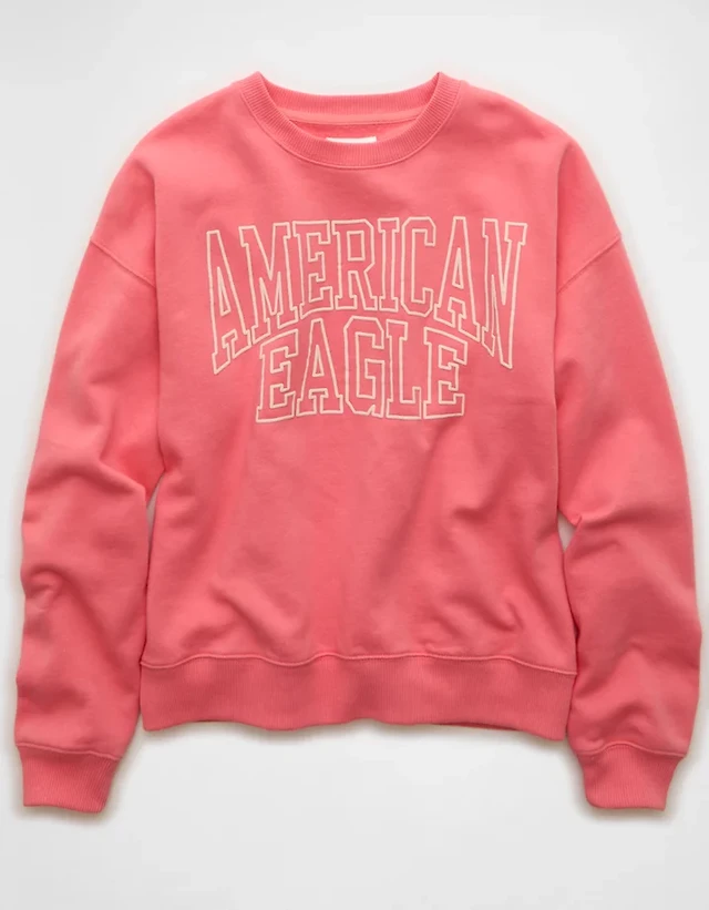 AE Snoopy Holiday Relaxed Crew Neck Sweatshirt | Liberty Center
