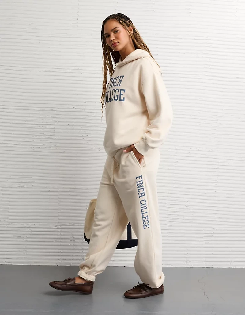 AE x The Summer I Turned Pretty Everyday Luxe Jogger