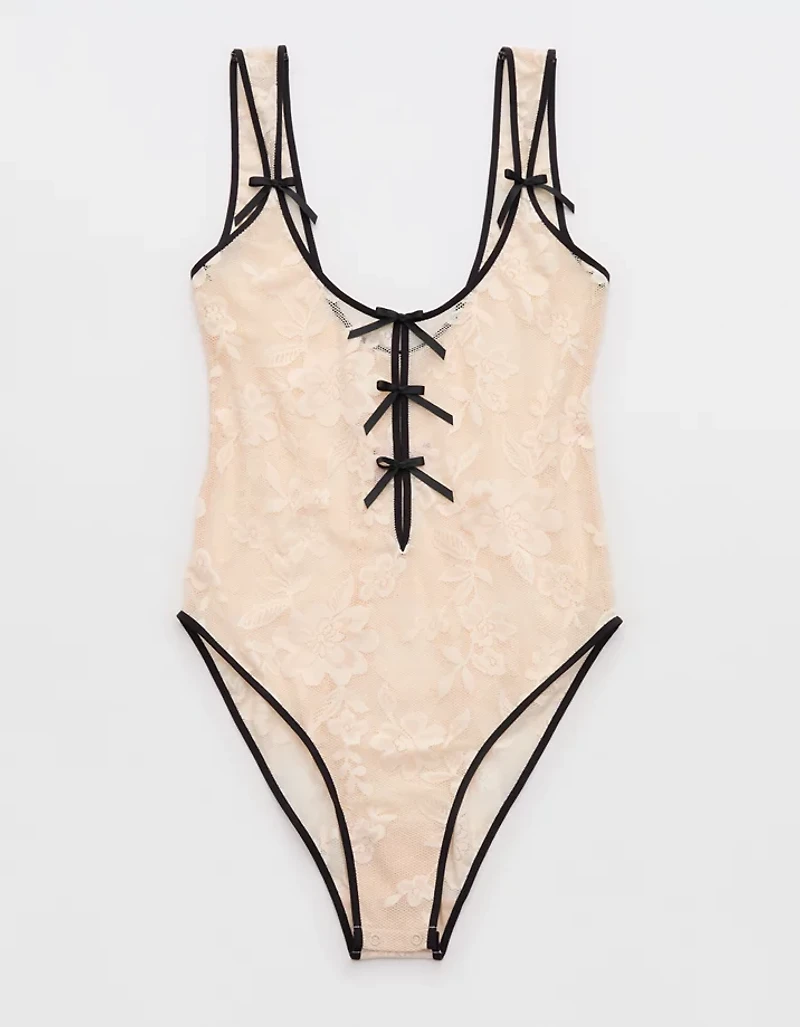 Show Off Feeling Femme Lace Bodysuit