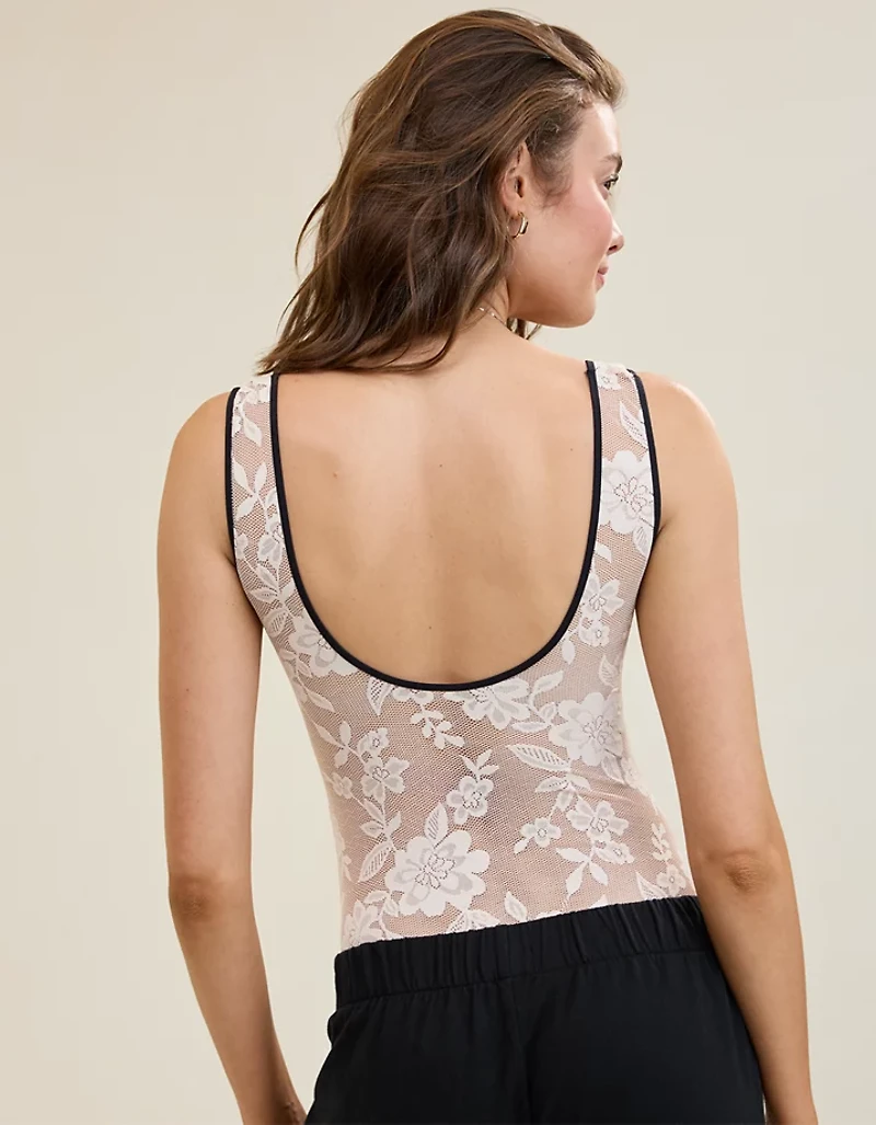 Show Off Feeling Femme Lace Bodysuit