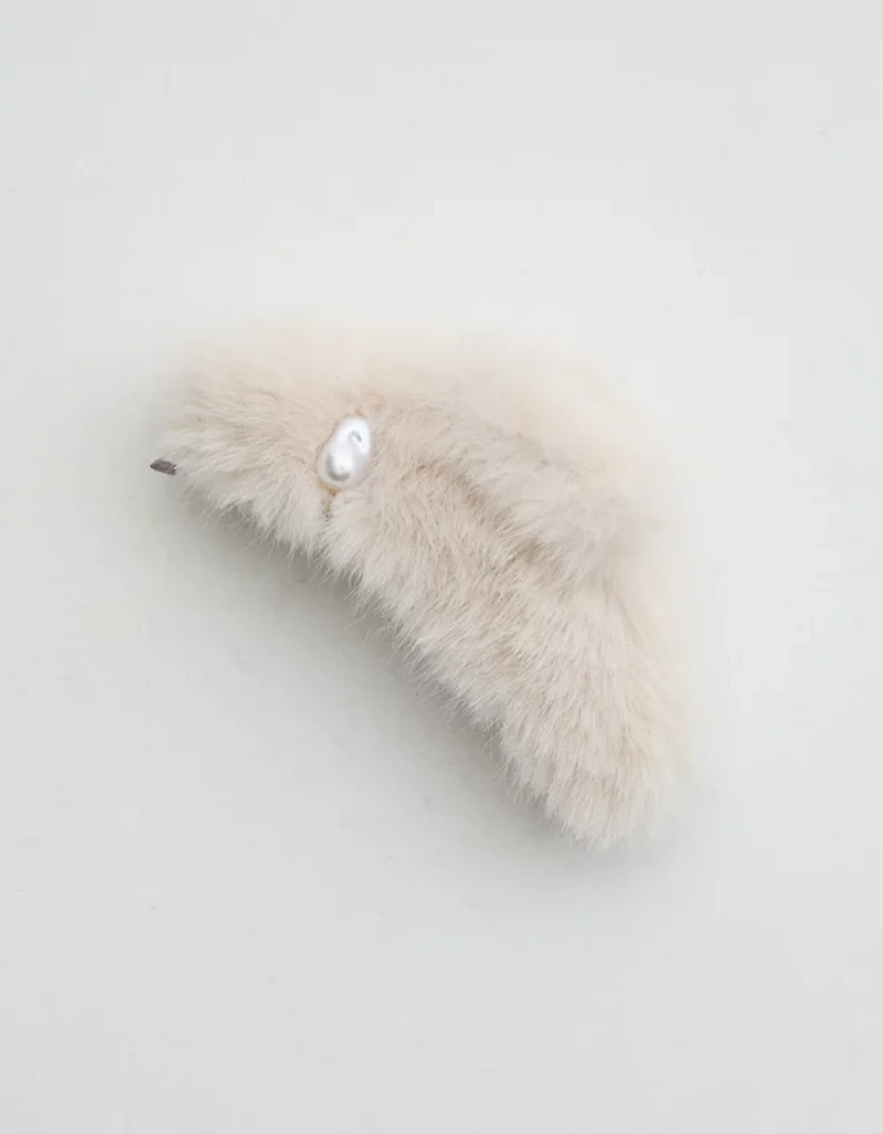 Aerie Furry Claw And Charm Clip