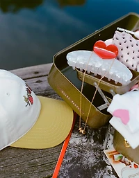 Aerie Large Peaking Heart Clip