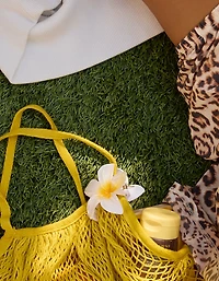 Aerie Flower Claw Clip