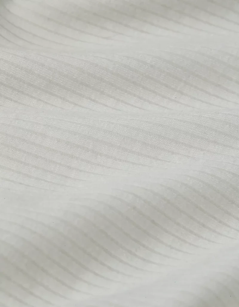 Débardeur ruché à basque avec bretelles amovibles AE