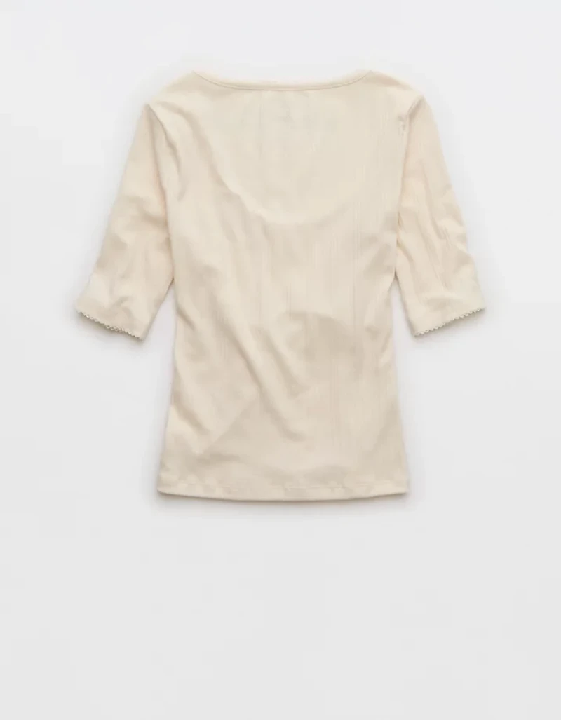 T-shirt à encolure échancrée et demi manches motif pointelle AE
