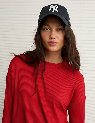 T-shirt à col rond pelucheux et manches longues gaufré AE