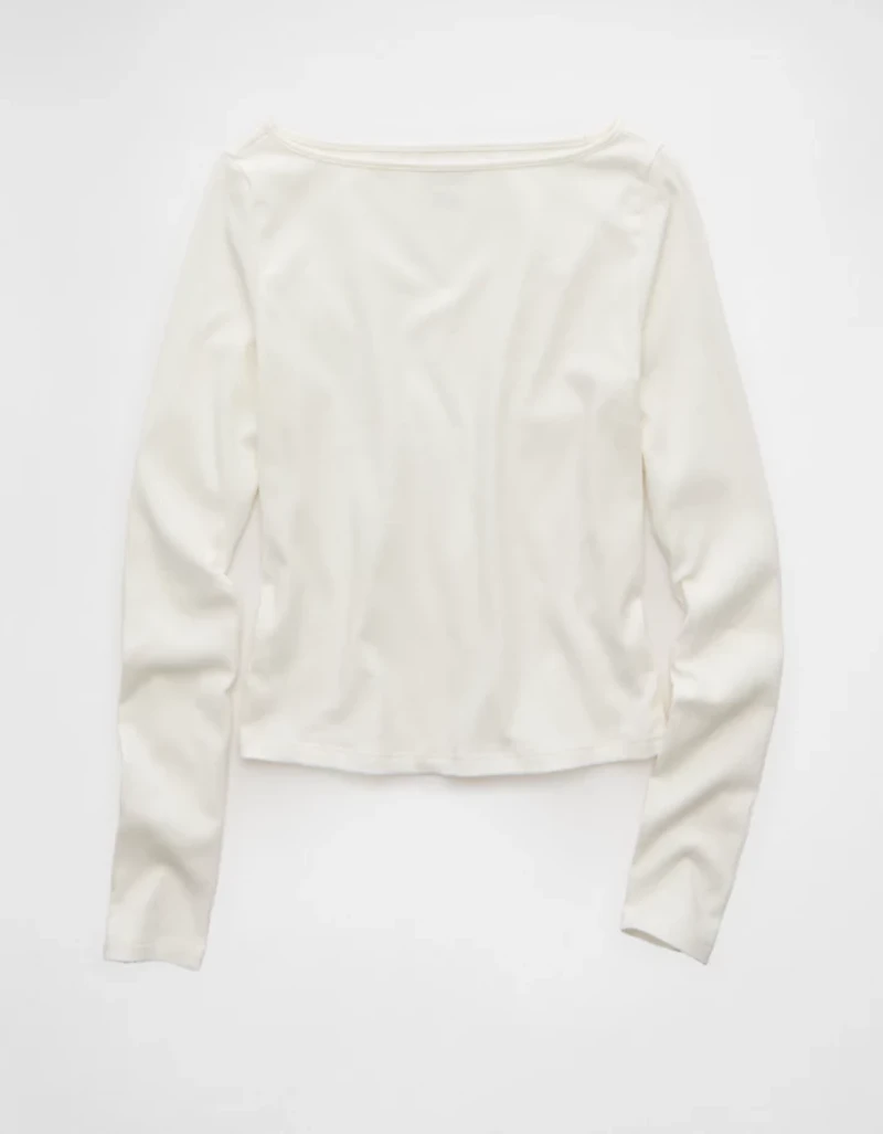 Petit t-shirt à encolure bateau et manches longues AE