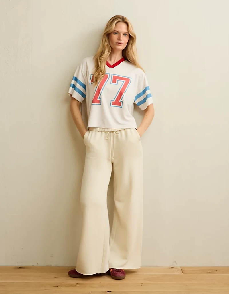 AE V-Neck Americana Graphic Mesh T-Shirt