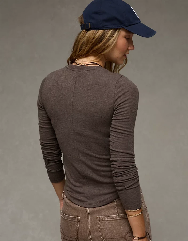 AE Long Sleeve Cozy Crewneck T-Shirt